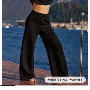 ALO Yoga Black Wide Leg Lounge Pants